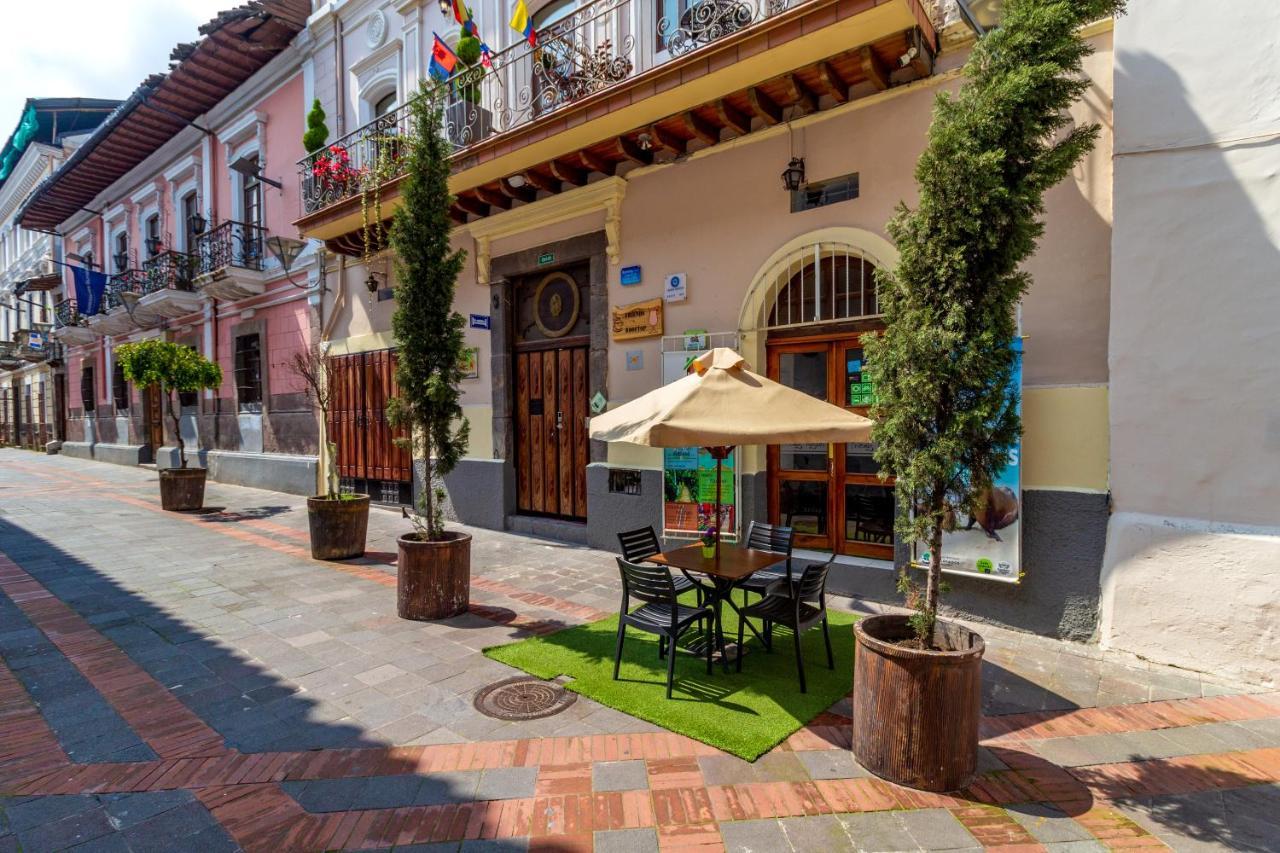 Friends Hotel&Rooftop Quito Buitenkant foto